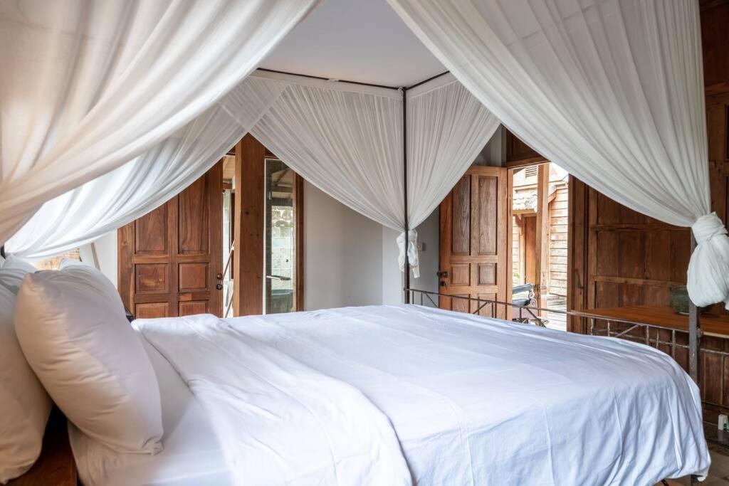 The Padang Villa Jungle Escape 5 Mins Drive From Uluwatu'S Beaches Exterior photo